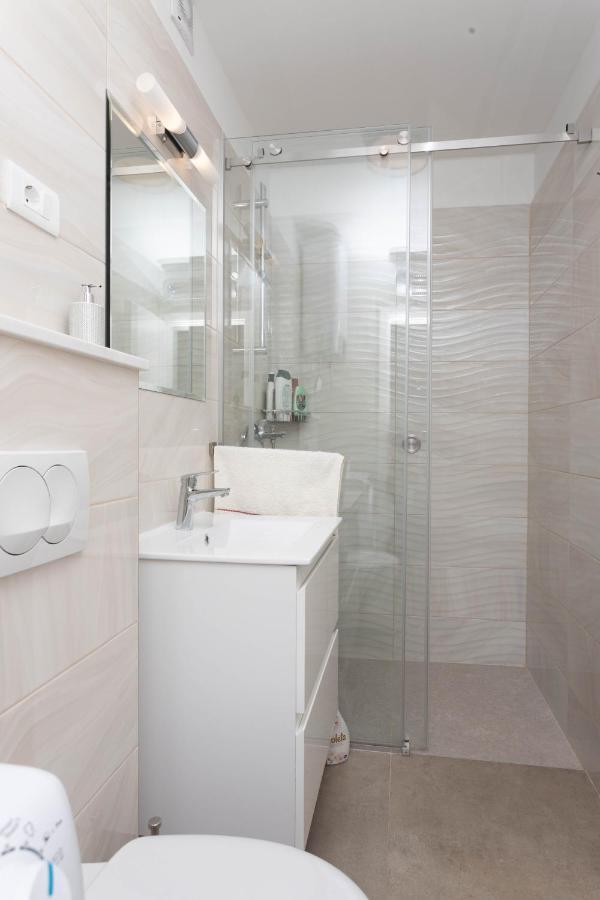 Apartman Marel Zrnovnica ภายนอก รูปภาพ